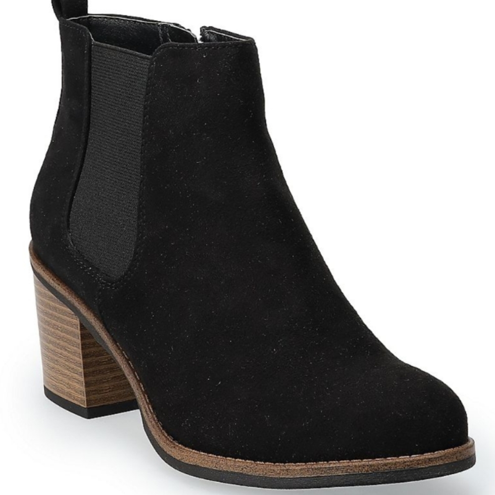 Block heel boots
